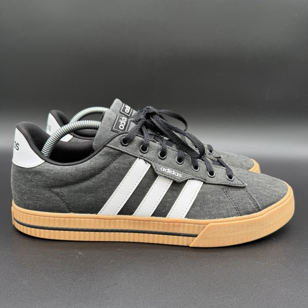 Men's Adidas Daily 3.0 Sneaker Skate‎ Shoes Size 11 Black/Charcoal/ Gum Bottom